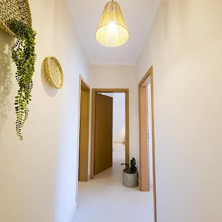 Tropical Royal Golfe By Yha